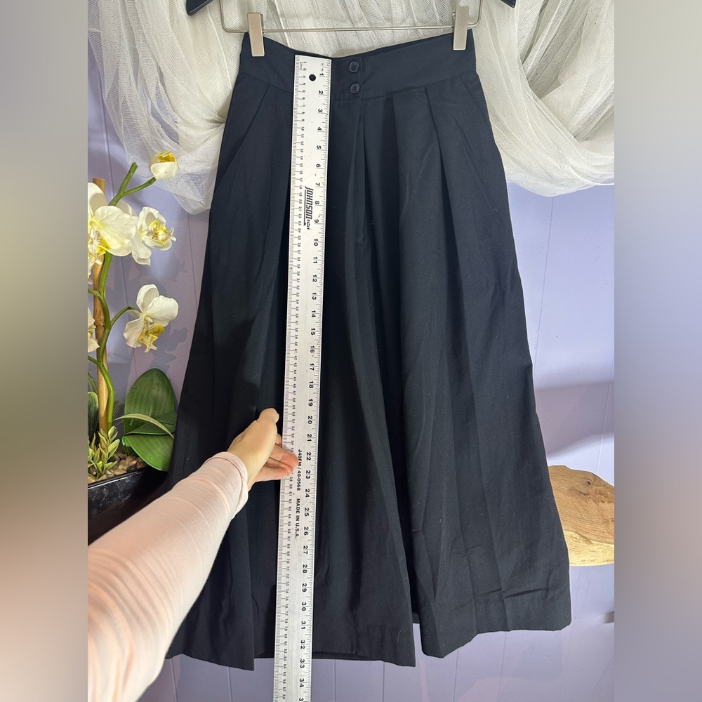 Elegant Black Pleated front Culottes for Women - Picture 9 of 11